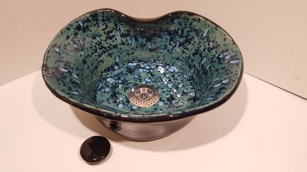 İçi Turkuaz içine kristal patlamalı, Dışı Parlak Siyah sırlı El Yapımı Seramik Lavabo