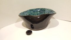 İçi Turkuaz içine kristal patlamalı, Dışı Parlak Siyah sırlı El Yapımı Seramik Lavabo