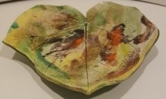 Küçük Sonbahar yaprağı Ayaklı Tabak