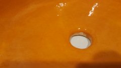 Turuncu renkli El yapımı seramik lavabo 2