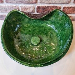 Yaprak dekorlu lavabo